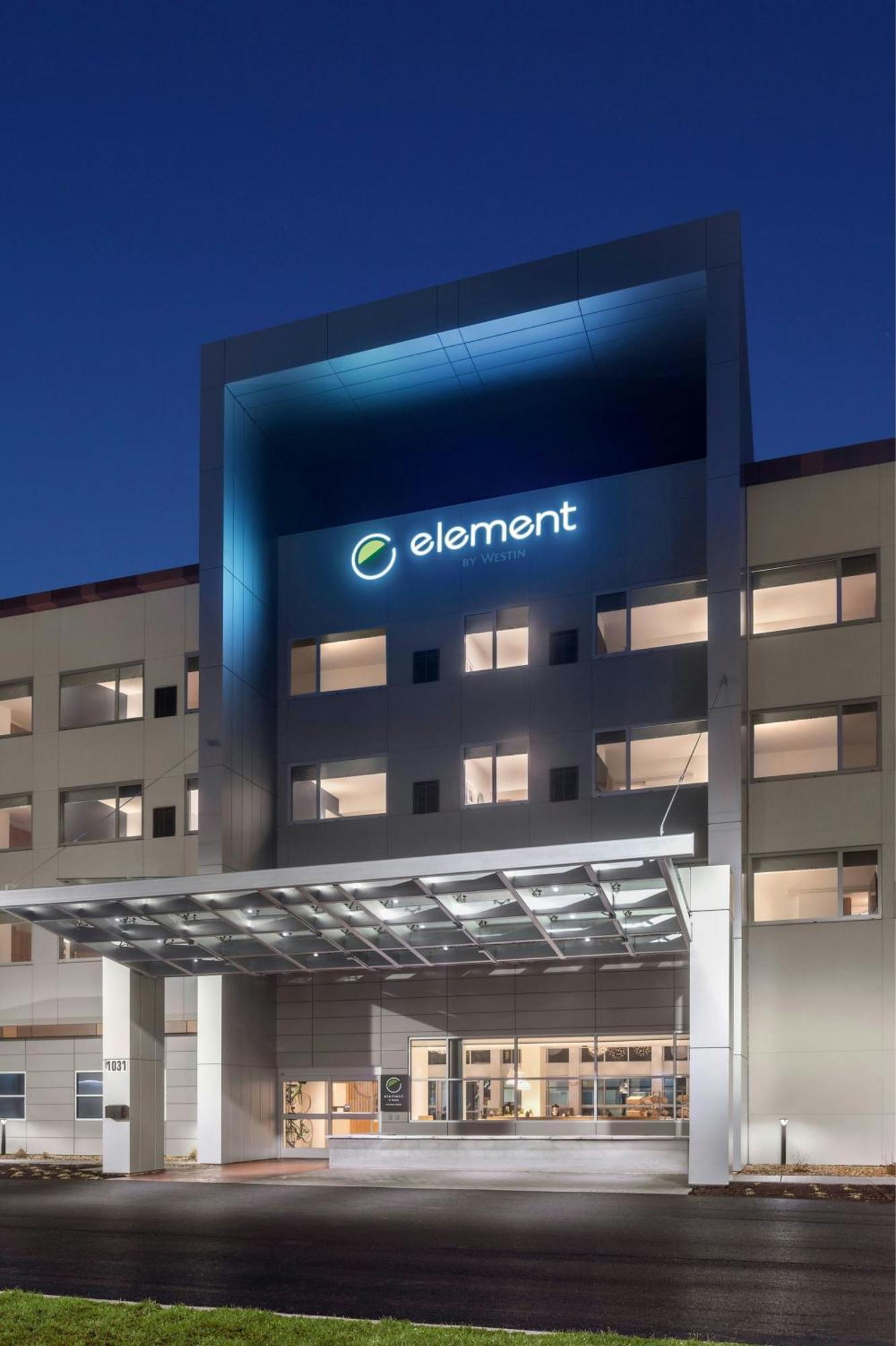 Element Springfield South Hotel Bagian luar foto
