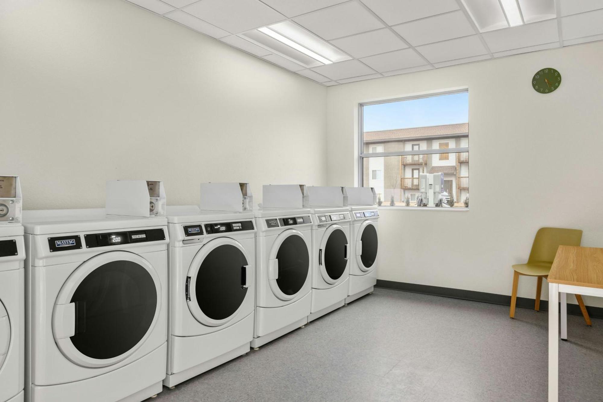 Element Springfield South Hotel Bagian luar foto